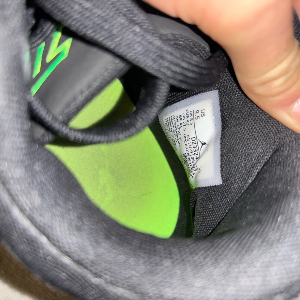 I am selling Jayson Tatum basketball shoes